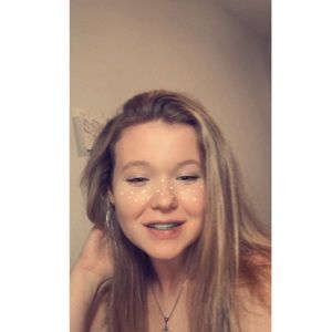 Meet your Posher, Brianna